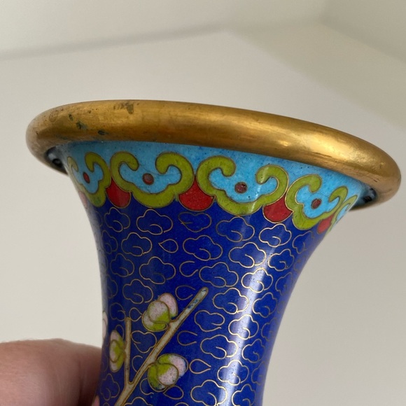 Pair of Vintage Matching Blue Chinese Cloisonné Brass Vases - Picture 4 of 12